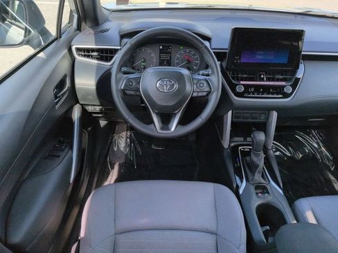 Used 2024 Toyota Corolla Cross AWD Hybrid image 16