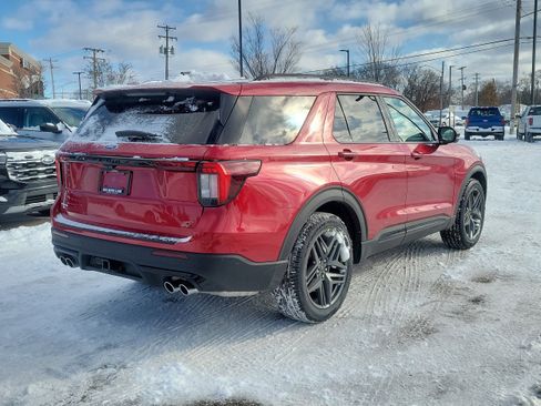 New 2026 Ford Explorer ST w/ Sun And Sound Package image 11