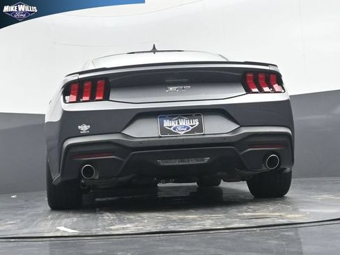 Used 2025 Ford Mustang GT RWD image 22