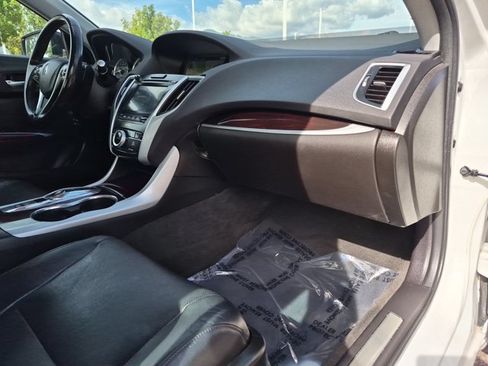 Used 2016 Acura TLX w/ Technology Package FWD image 23