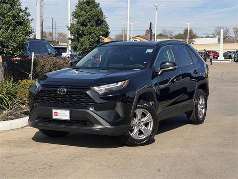 Certified 2025 Toyota RAV4 XLE image 2