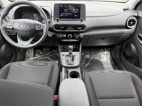 Used 2023 Hyundai Kona SEL AWD/4WD image 9