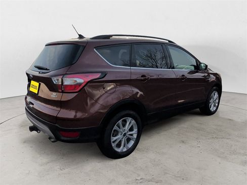 Used 2018 Ford Escape SE w/ SE Sync 3 Package image 5