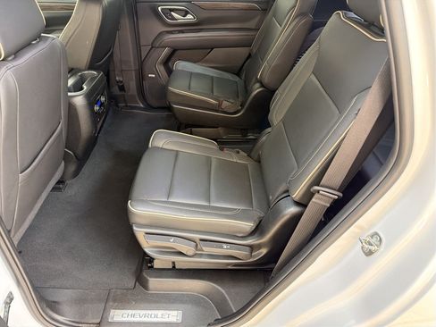 Used 2024 Chevrolet Tahoe Premier AWD/4WD image 22