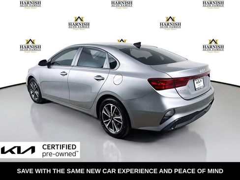 Certified 2023 Kia Forte LXS FWD image 5