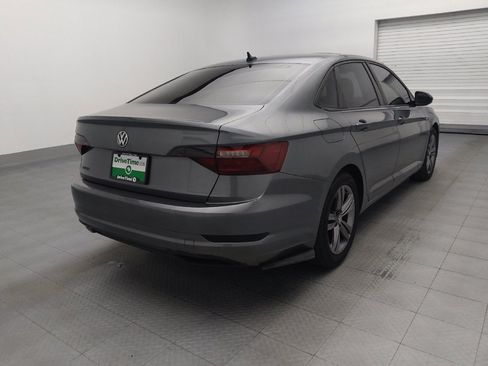 Used 2021 Volkswagen Jetta R-Line w/ R-Line Cold Weather Package FWD image 9