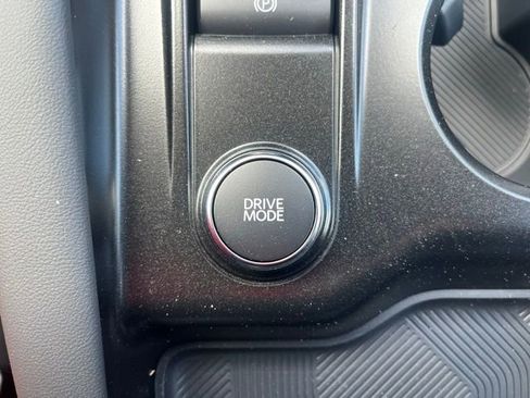 New 2026 Ford Explorer Active w/ Active Comfort Package AWD/4WD image 15