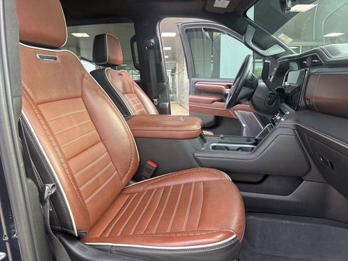 Used 2024 GMC Sierra 2500 Denali Ultimate image 23