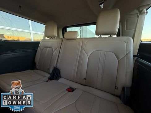 Used 2024 Ford Expedition Max Limited image 21