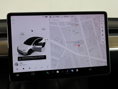 Used 2023 Tesla Model Y AWD image 35