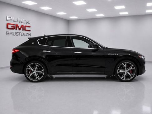 Used 2019 Maserati Levante Trofeo AWD/4WD image 8