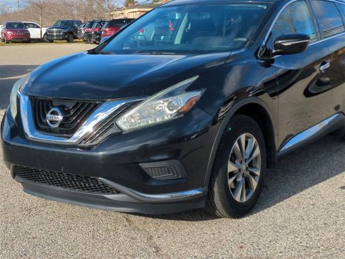 Used 2015 Nissan Murano S image 11