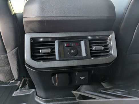 Used 2023 Ford F450 Platinum w/ FX4 Off-Road Package AWD/4WD image 21