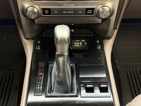 Used 2020 Lexus GX 460 Premium w/ Premium Package AWD/4WD image 26