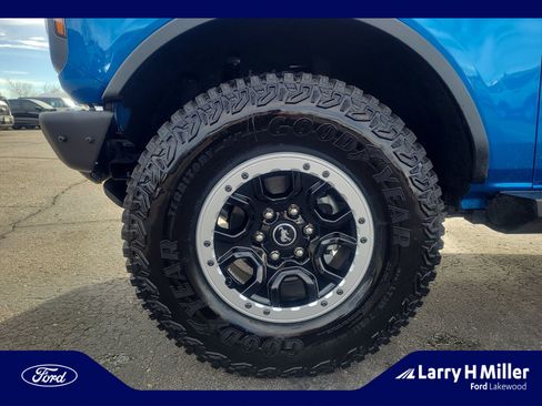 Used 2022 Ford Bronco Badlands image 26