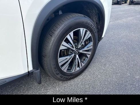 Certified 2023 Nissan Rogue SV AWD/4WD image 12