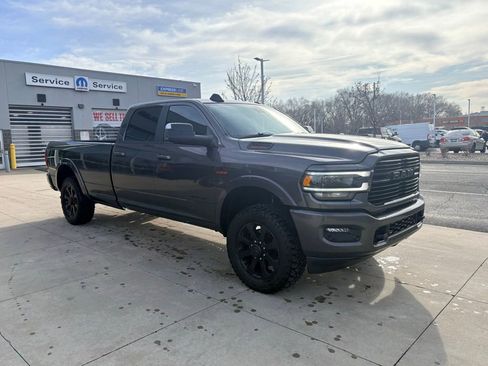 Used 2022 RAM 3500 Laramie w/ Night Edition image 3