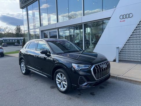 Used 2025 Audi Q3 2.0T Premium w/ Convenience Package AWD/4WD image 7