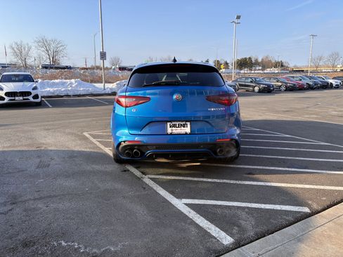 Used 2019 Alfa Romeo Stelvio Quadrifoglio w/ Convenience Package image 8
