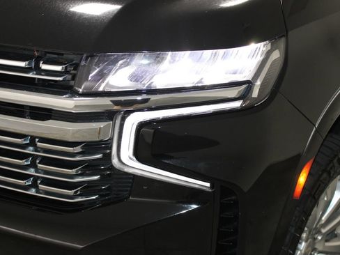 Used 2021 Chevrolet Tahoe Premier w/ Premium Package AWD/4WD image 61