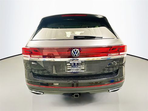 New 2026 Volkswagen Atlas SEL image 26