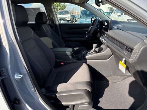 New 2026 Honda CR-V EX image 9