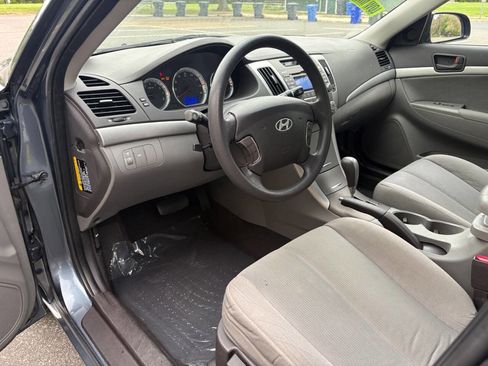 Used 2010 Hyundai Sonata GLS FWD image 15