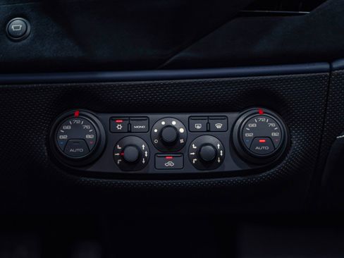Used 2020 Ferrari 488 Pista Spider RWD image 35