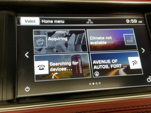 Used 2016 Land Rover Range Rover Sport SVR image 11