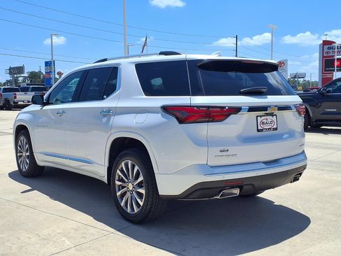 Used 2023 Chevrolet Traverse Premier w/ LPO, Floor Liner Package FWD image 2