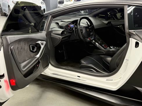 Used 2017 Lamborghini Huracan LP 580-2 image 20