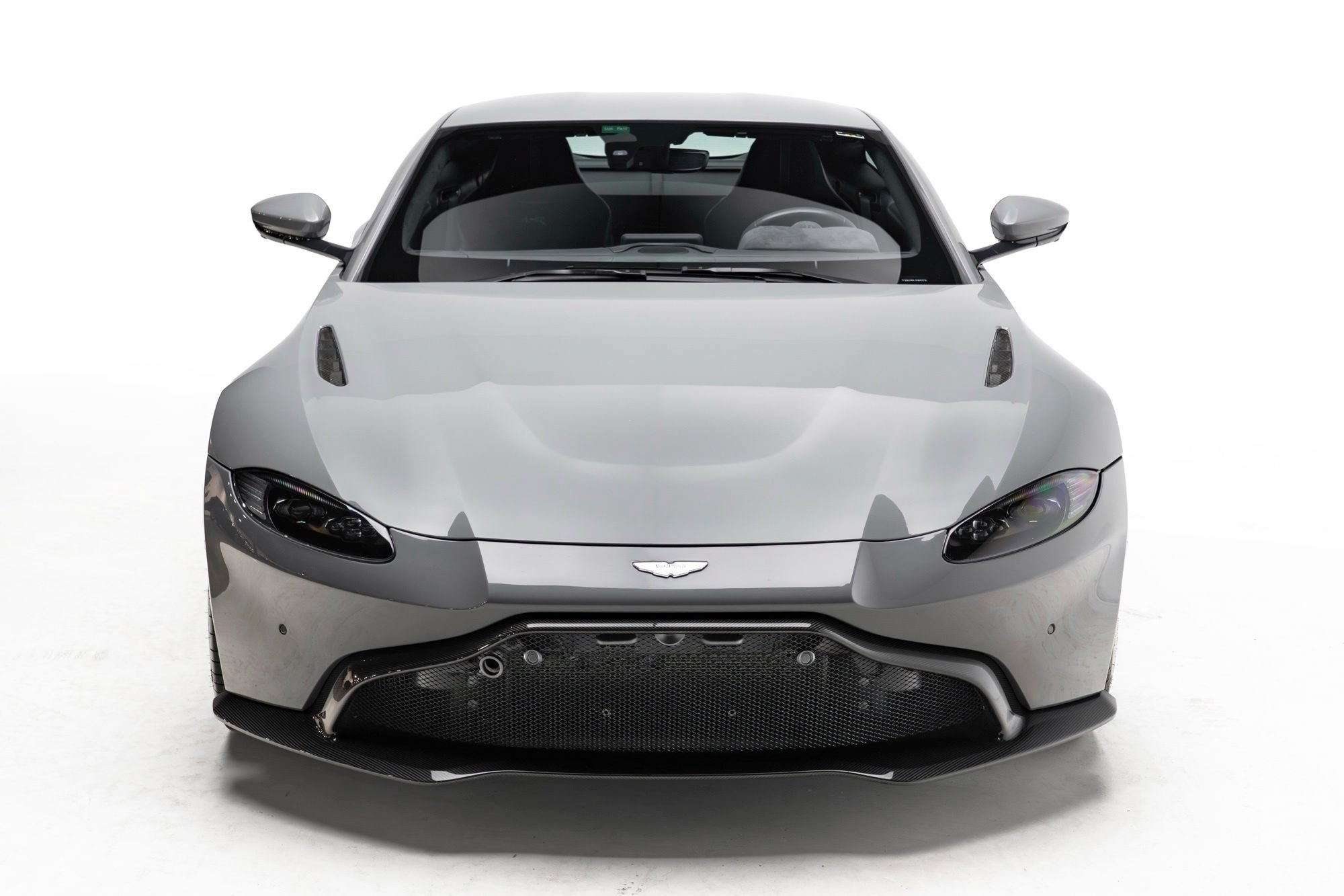 Used 2020 Aston Martin V8 Vantage AMR RWD image 6