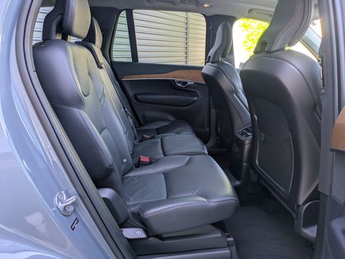 Used 2023 Volvo XC90 T8 Plus w/ Protection Package Premier AWD/4WD image 28