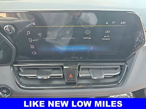 Used 2025 Chevrolet TrailBlazer RS w/ Driver Confidence Package image 21