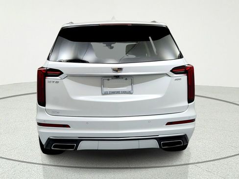 Used 2024 Cadillac XT6 Premium Luxury w/ Technology Package AWD/4WD image 4