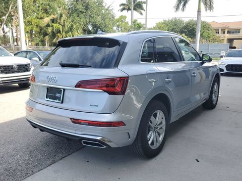 Certified 2023 Audi Q5 2.0T Premium w/ Convenience Package AWD/4WD image 4