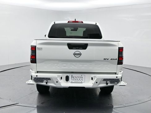Used 2024 Nissan Frontier SV AWD/4WD image 19