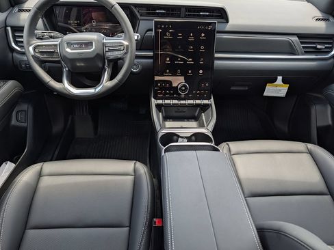 New 2027 GMC Terrain Elevation w/ Elevation Premium Package FWD image 11