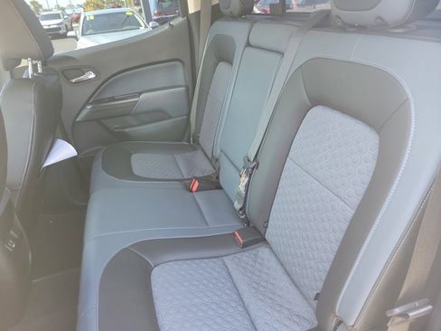 Used 2019 Chevrolet Colorado Z71 image 14