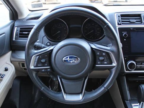 Used 2019 Subaru Outback 2.5i Premium AWD/4WD image 14