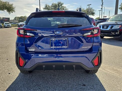 Used 2024 Subaru Crosstrek 2.0i Premium image 6