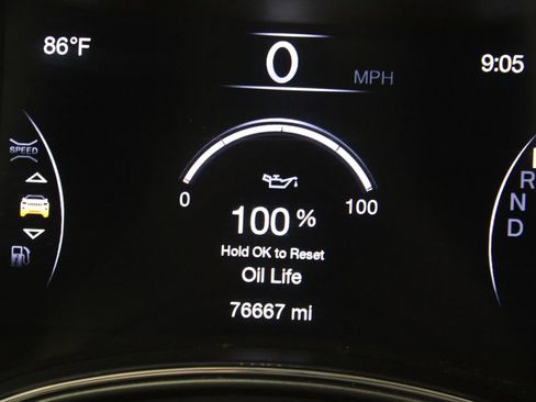 Used 2022 Jeep Grand Cherokee Laredo X RWD image 32