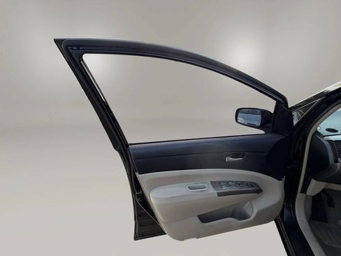 Used 2009 Toyota Prius w/ Pkg 2 FWD image 16