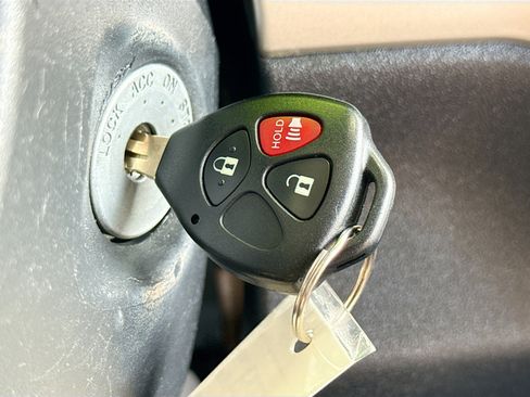 Used 2008 Scion xB image 9