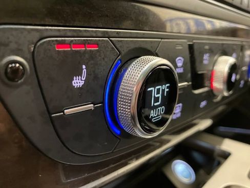 Used 2018 Audi Q7 2.0T Premium Plus w/ Premium Plus Package image 32