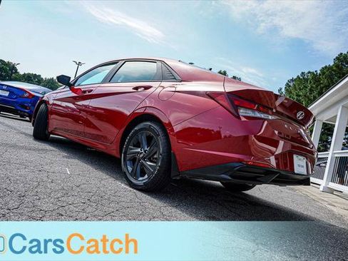 Used 2022 Hyundai Elantra SEL FWD image 4