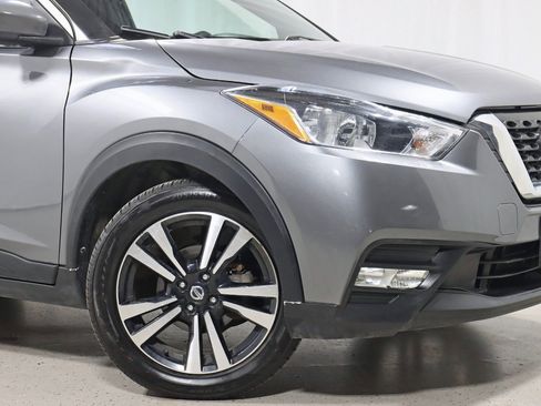 Used 2018 Nissan Kicks SV image 5