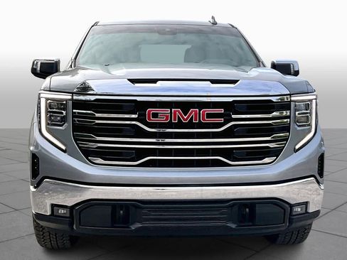 Used 2023 GMC Sierra 1500 SLT w/ SLT Premium Package image 4
