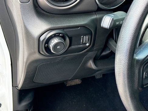 Used 2023 Jeep Wrangler Sport image 11