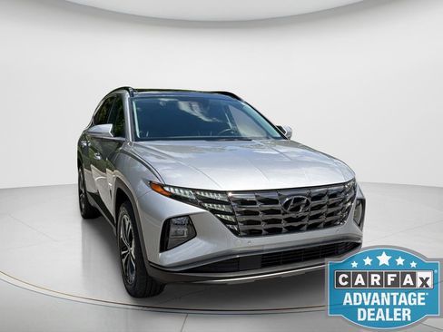 Used 2022 Hyundai Tucson Limited AWD/4WD image 2